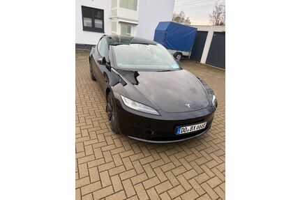 Tesla Model 3 Gebrauchtwagen