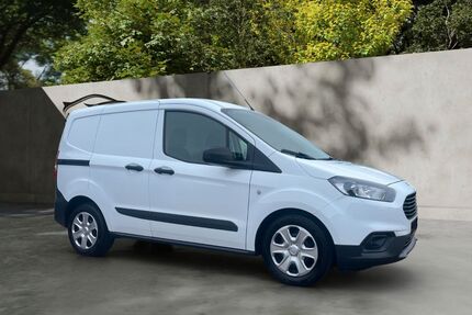 Ford Transit Courier Gebrauchtwagen