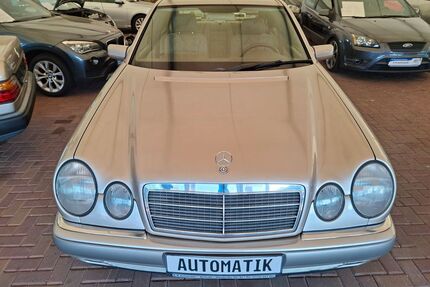 Mercedes-Benz 230 Gebrauchtwagen