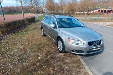 Mercedes-Benz V70 