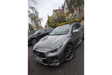 INFINITI Q30 Gebrauchtwagen