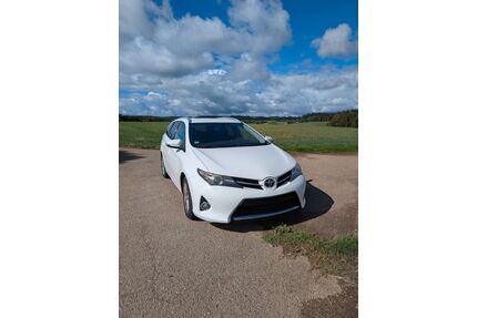 Toyota Auris Touring Sports Gebrauchtwagen
