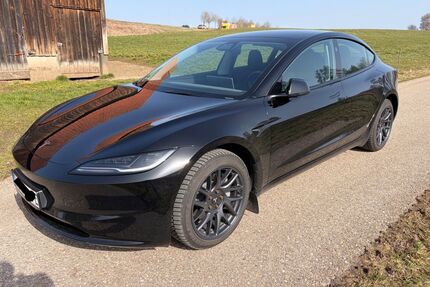 Tesla Model 3 Gebrauchtwagen