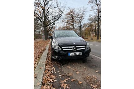 Mercedes-Benz B 180 Gebrauchtwagen