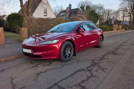 Tesla Model 3 Gebrauchtwagen