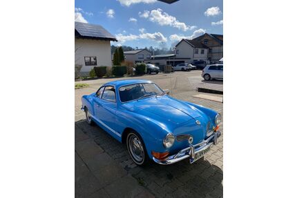 VW Karmann Ghia 