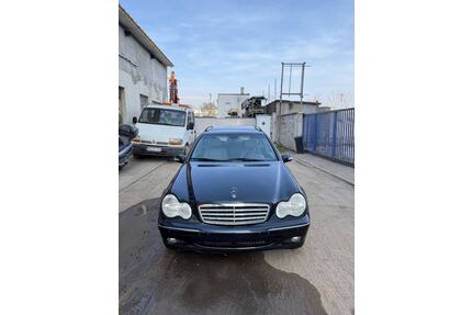 Mercedes-Benz 220 Gebrauchtwagen