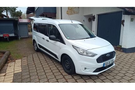 Ford Grand Tourneo Gebrauchtwagen