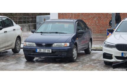 Nissan Almera Gebrauchtwagen