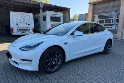 Tesla Model 3 Gebrauchtwagen