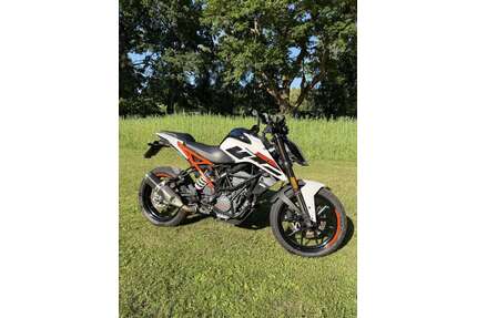 KTM 125 Duke Gebrauchtwagen
