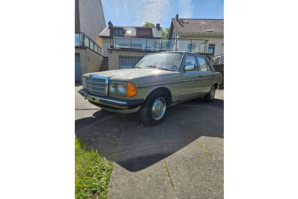 Mercedes-Benz 200 Gebrauchtwagen
