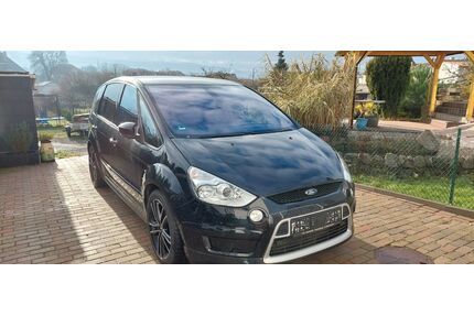 Ford S-Max Gebrauchtwagen