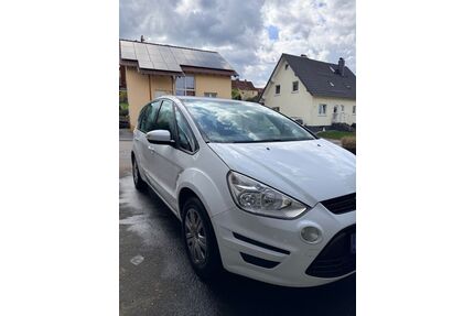 Ford S-Max Gebrauchtwagen