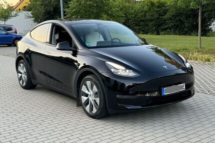 Tesla Model Y Gebrauchtwagen