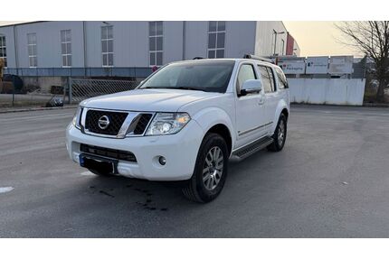 Nissan Pathfinder Gebrauchtwagen