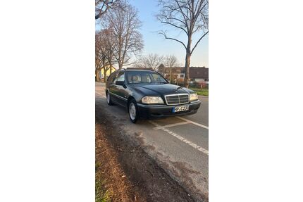 Mercedes-Benz C 230 Gebrauchtwagen