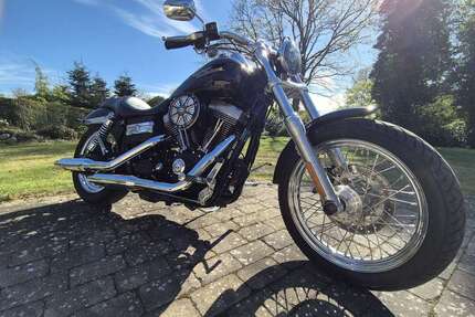 Harley Davidson Dyna Street Bob Gebrauchtwagen