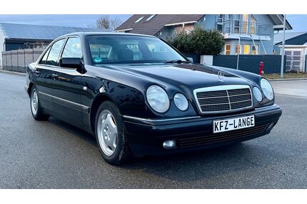 Mercedes-Benz E 240 Gebrauchtwagen