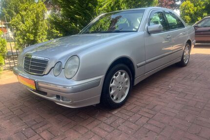 Mercedes-Benz E 240 Gebrauchtwagen