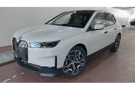 BMW iX Gebrauchtwagen
