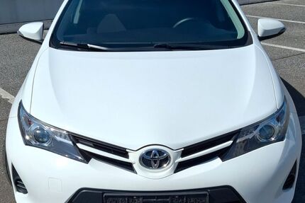 Toyota Auris Gebrauchtwagen