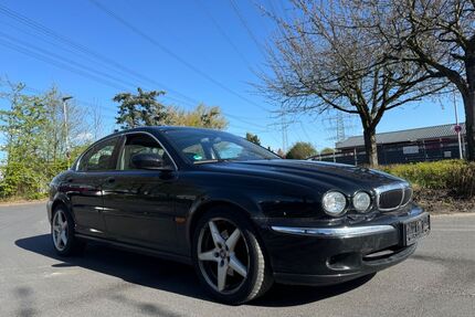 Jaguar X-Type Gebrauchtwagen