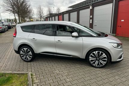 Renault Grand Scenic Gebrauchtwagen