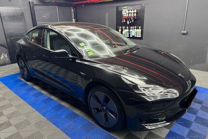Tesla Model 3 Gebrauchtwagen