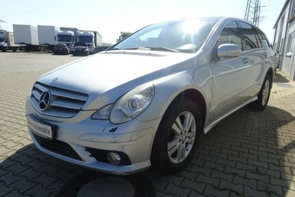 Mercedes-Benz R 320 