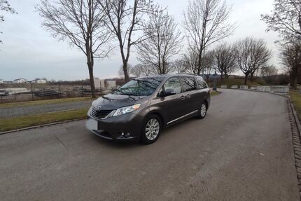 Toyota Sienna Gebrauchtwagen