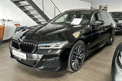 BMW 520xd M Sport ACC Laser Pano Live SoftCl. B/W 