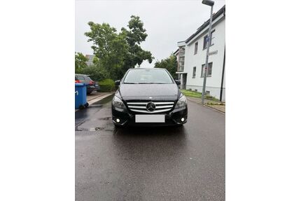 Mercedes-Benz B 180 Gebrauchtwagen