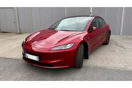 Tesla Model 3 Gebrauchtwagen