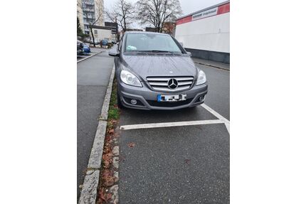 Mercedes-Benz B 180 Gebrauchtwagen