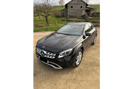 Mercedes-Benz GLA 180 Gebrauchtwagen