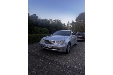 Mercedes-Benz C 180 Gebrauchtwagen