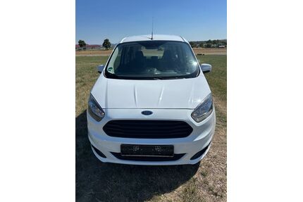 Ford Tourneo Courier Gebrauchtwagen