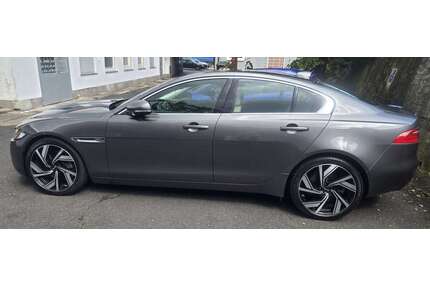 Jaguar XE Gebrauchtwagen