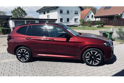 BMW iX3 Gebrauchtwagen