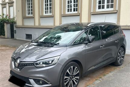 Renault Grand Scenic Gebrauchtwagen