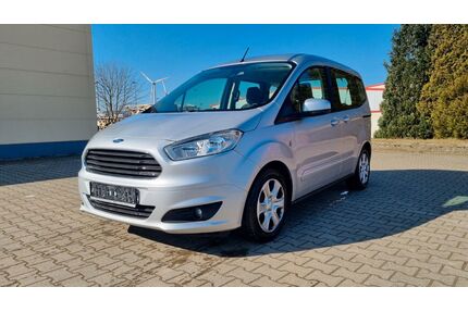 Ford Tourneo Courier Gebrauchtwagen