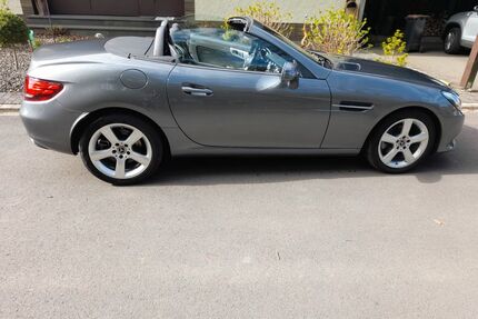 Mercedes-Benz SLC 180 Gebrauchtwagen
