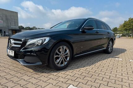 Mercedes-Benz 220 Gebrauchtwagen