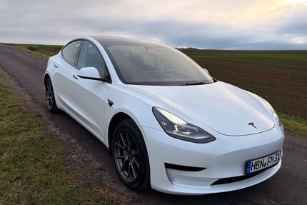 Tesla Model 3 Gebrauchtwagen