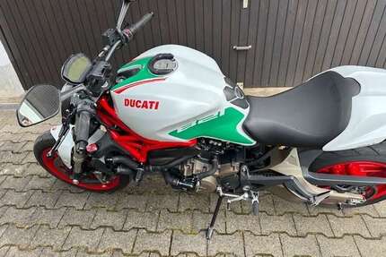 Ducati Monster 821 Gebrauchtwagen