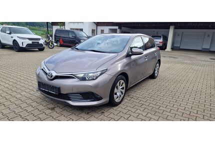 Toyota Auris Gebrauchtwagen