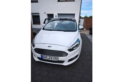 Ford S-Max Gebrauchtwagen