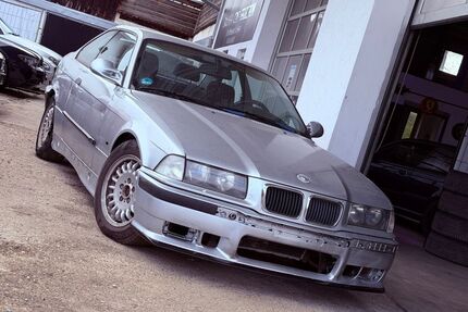 BMW 323 Gebrauchtwagen