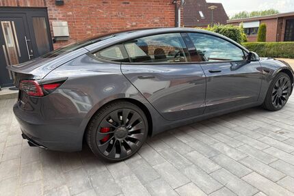 Tesla Model 3 Gebrauchtwagen